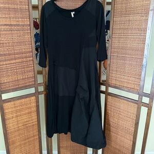 Comfy USA Asymmetrical Black Dress medium